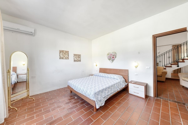 Foto van Villa met privézwembad - Vakantiehuis in Floridia (SR) - BedRoom