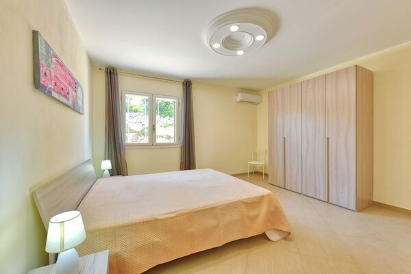 Foto van Vakantiehuis in Floridia met zwembad - Vakantiehuis in Floridia (SR) - BedRoom