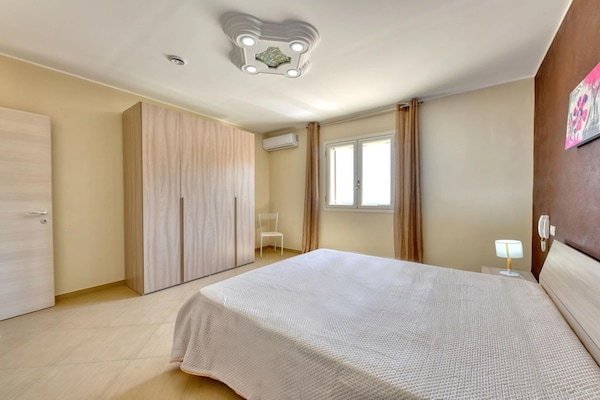 Foto van Vakantiehuis in Floridia met zwembad - Vakantiehuis in Floridia (SR) - BedRoom