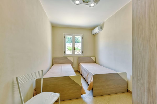 Foto van Vakantiehuis in Floridia met zwembad - Vakantiehuis in Floridia (SR) - BedRoom