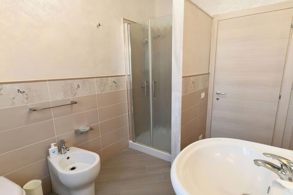 Foto van Vakantiehuis in Floridia met zwembad - Vakantiehuis in Floridia (SR) - BathRoom