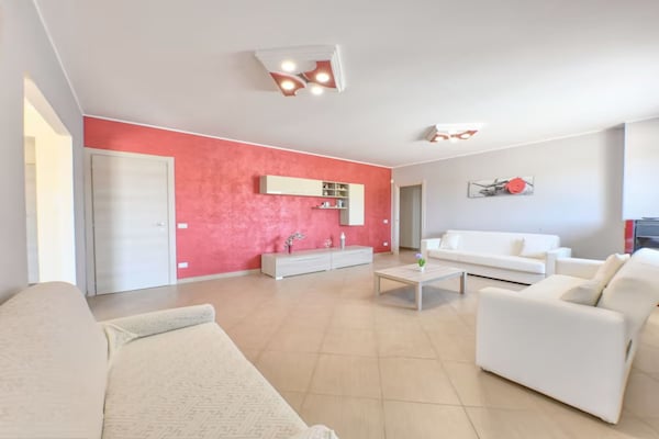 Foto van Vakantiehuis in Floridia met zwembad - Vakantiehuis in Floridia (SR) - LivingRoom