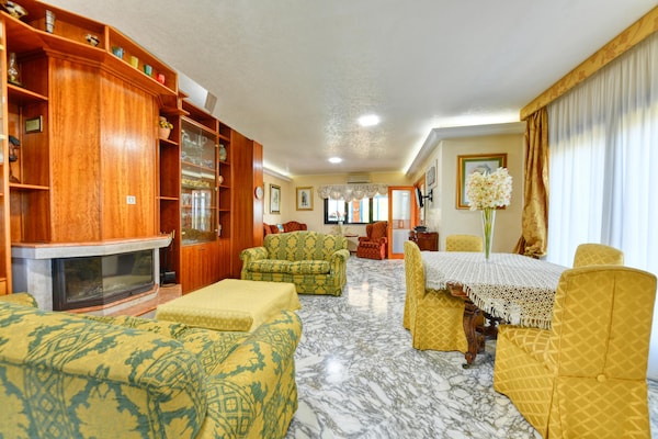 Foto van Villa met privézwembad nabij Terrauzza - Vakantiehuis in Siracusa Terrauzza - LivingRoom