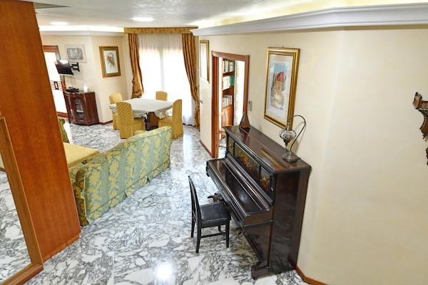 Foto van Villa met privézwembad nabij Terrauzza - Vakantiehuis in Siracusa Terrauzza - LivingRoom