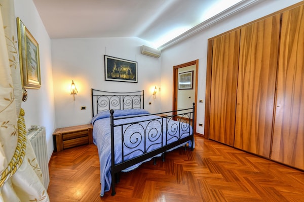 Foto van Villa met privézwembad nabij Terrauzza - Vakantiehuis in Siracusa Terrauzza - BedRoom