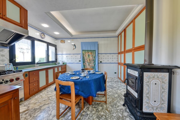 Foto van Villa met privézwembad nabij Terrauzza - Vakantiehuis in Siracusa Terrauzza - DiningRoom
