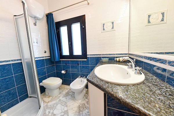Foto van Villa met privézwembad nabij Terrauzza - Vakantiehuis in Siracusa Terrauzza - BathRoom