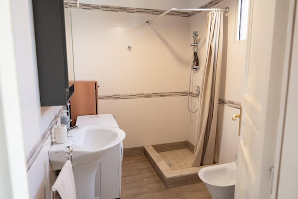 Foto van Vakantiehuis in Siracusa met tuin - Vakantiehuis in Siracusa (SR) - BathRoom