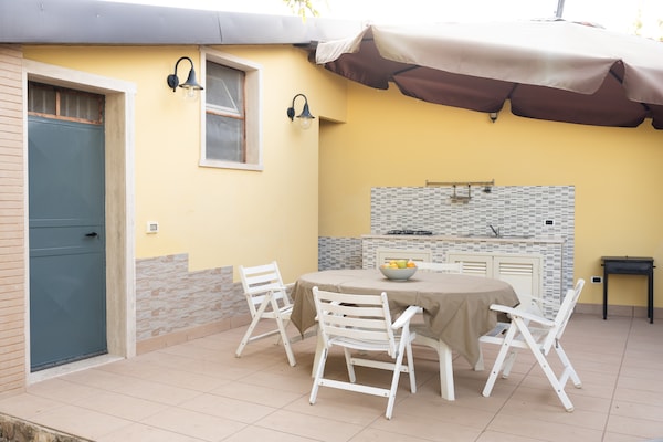 Foto van Vakantiehuis in Siracusa met tuin - Vakantiehuis in Siracusa (SR) - TerraceBalcony
