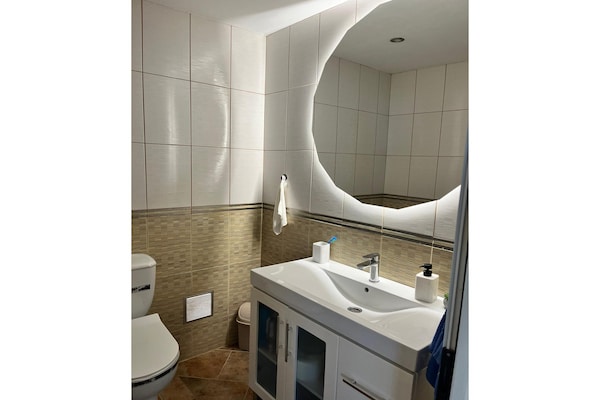 Foto van Villa Maja Ratac-Sutomore - Vakantiehuis in Bar - BathRoom
