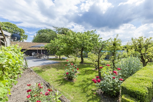 Foto van Vakantiehuis centraal gelegen - Vakantiehuis in Terneuzen - GardenSummer