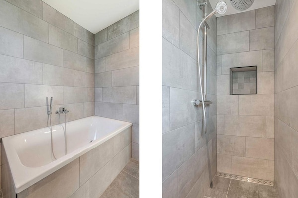 Foto van Bungalow met uitzicht op vijver - Vakantiehuis in Baarle-nassau - BathRoom