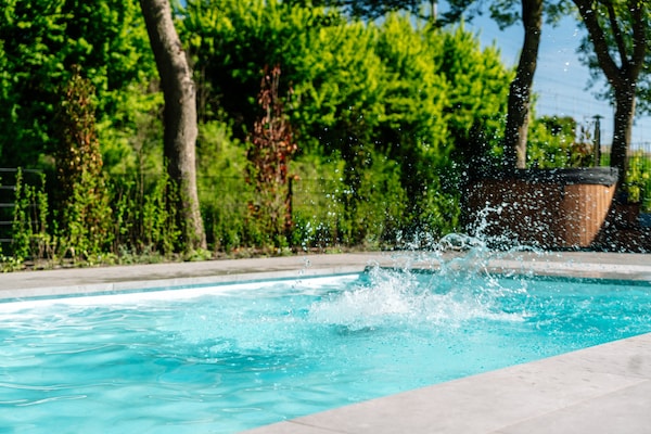 Foto van Verblijf met privézwembad en hot tub - Vakantiehuis in Waarland - PoolOfHouse