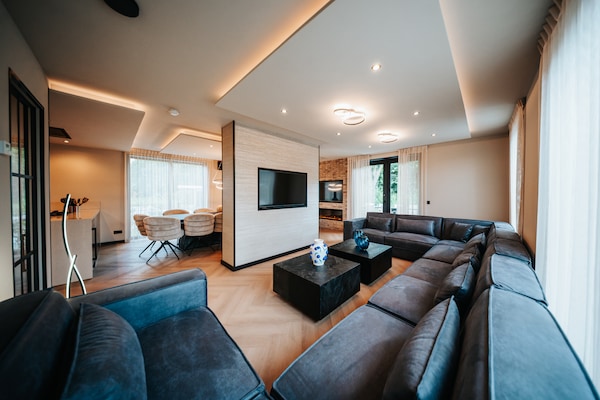 Foto van Prachtig vakantiehuis in Waarland - Vakantiehuis in Waarland - LivingRoom