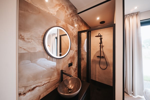 Foto van Prachtig vakantiehuis in Waarland - Vakantiehuis in Waarland - BathRoom