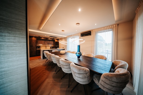 Foto van Prachtig vakantiehuis in Waarland - Vakantiehuis in Waarland - DiningRoom