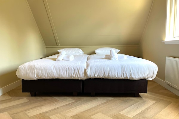 Foto van Gezellig vakantiehuis voor 6 met open haard. - Vakantiehuis in Sint Maarten - BedRoom