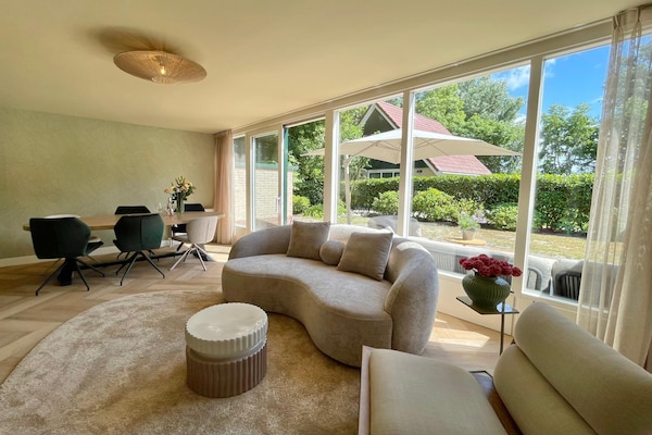 Foto van Gezellig vakantiehuis voor 6 met open haard. - Vakantiehuis in Sint Maarten - LivingRoom