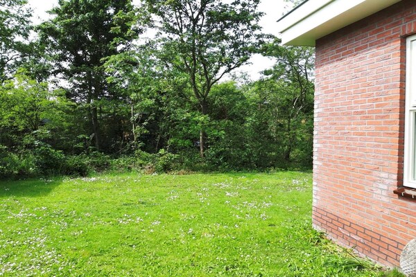 Foto van Comfortabele familiebungalow vlakbij het strand - Vakantiehuis in Sint Maartenszee - GardenSummer