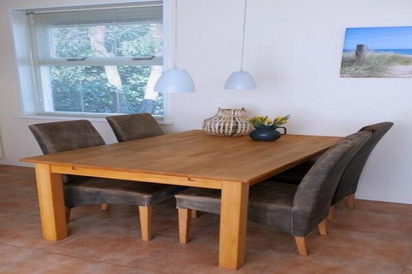 Foto van Comfortabele familiebungalow vlakbij het strand - Vakantiehuis in Sint Maartenszee - DiningRoom
