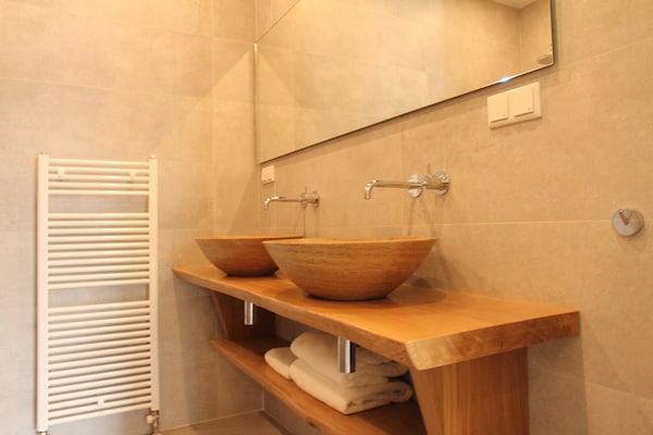 Foto van Vakantiehuis met bubbelbad in Noordwijk - Vakantiehuis in Noordwijk - BathRoom