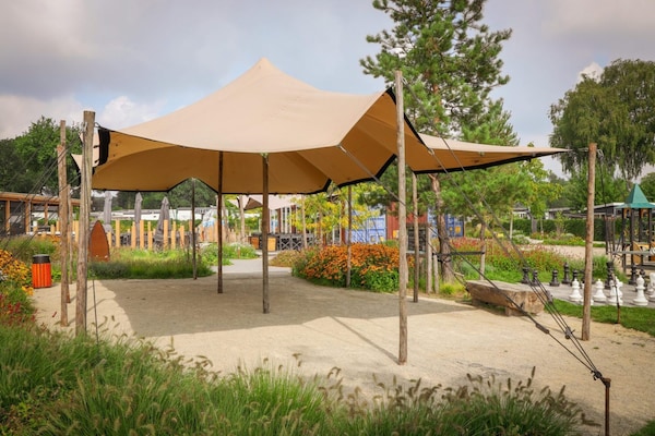 Foto van Villa in Nederland met Privézwembad - Vakantiehuis in Voorthuizen - ParkFacilities
