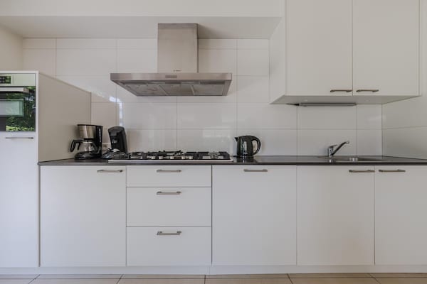 Foto van Villa in Arcen met Privézwembad & Wellness - Vakantiehuis in Arcen - Kitchen