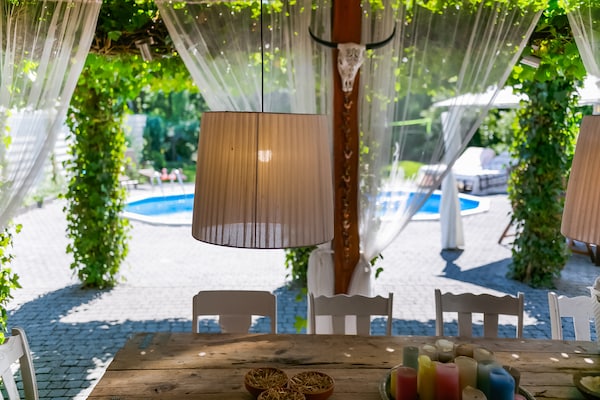 Foto van Villa in Drents-Friese Woud met Zwembad - Vakantiehuis in Wateren - Ambiance