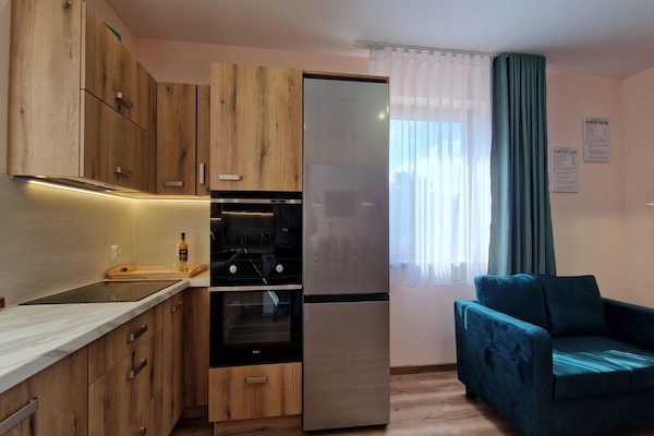 Foto van Vakantiehuis Wiśniowa met Zwembad en Bergen - Vakantiehuis in Iwierzyce - Kitchen