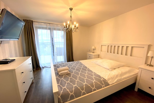 Foto van Vakantiehuis in Dziwnowek met Zwembad en Strand - Vakantiehuis in Dziwnowek - BedRoom