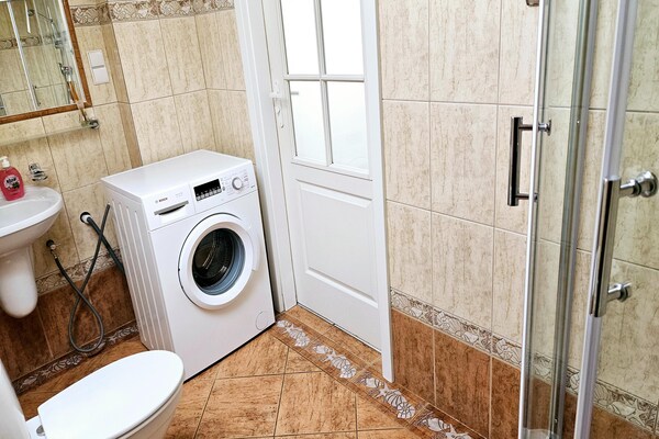 Foto van Vakantiehuis bij Oostzee en Kolczewo Meer - Vakantiehuis in Kołczewo - BathRoom