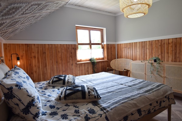 Foto van Grote vakantievilla met sauna, jacuzzi en zwembad. - BedRoom