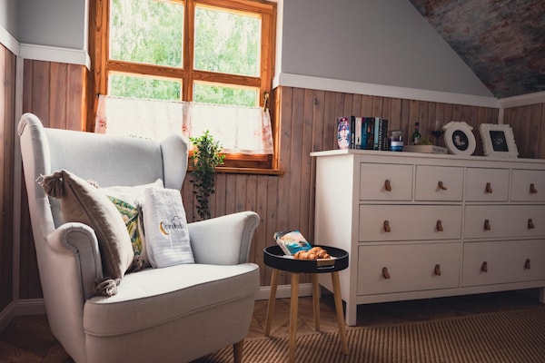 Foto van Grote vakantievilla met sauna, jacuzzi en zwembad. - Indoor