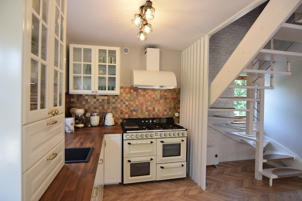 Foto van Grote vakantievilla met sauna, jacuzzi en zwembad. - Kitchen