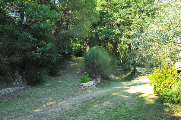 Foto van vakantiehuis in Puyméras met tuin - Vakantiehuis in Puyméras - AreaSummer1KM