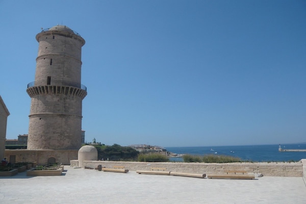 Foto van Luxe villa met tuin en zwembad, Lambesc - Vakantiehuis in Lambesc - AreaSummer20KM