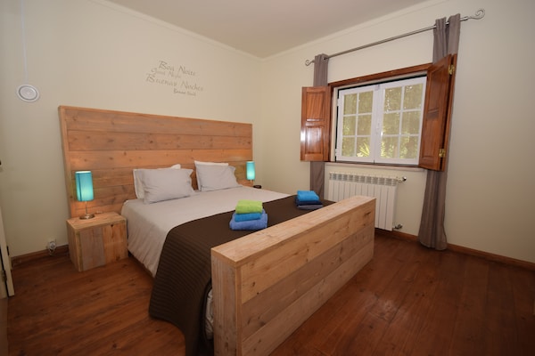 Foto van Familie-uitje met zwembad; Caldas da Rainha - Vakantiehuis in Salir de Matos - BedRoom