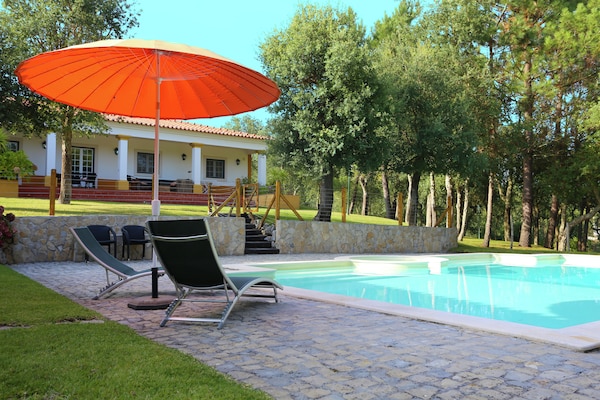 Foto van Familie-uitje met zwembad; Caldas da Rainha - Vakantiehuis in Salir de Matos - PoolOfHouse