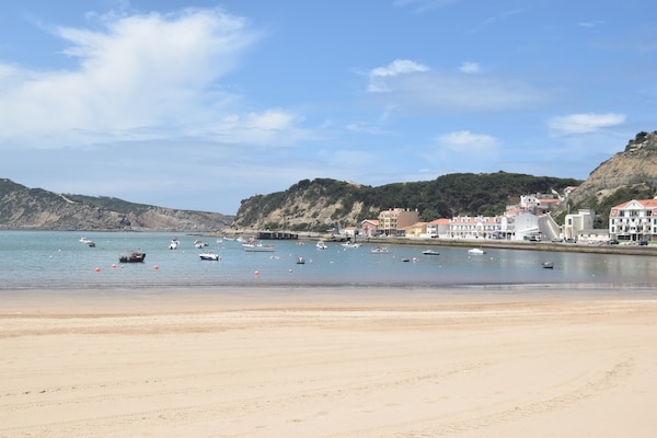 Foto van Vakantiehuis; strand van Nazaré om te surfen - Vakantiehuis in Famalicao - AreaSummer20KM