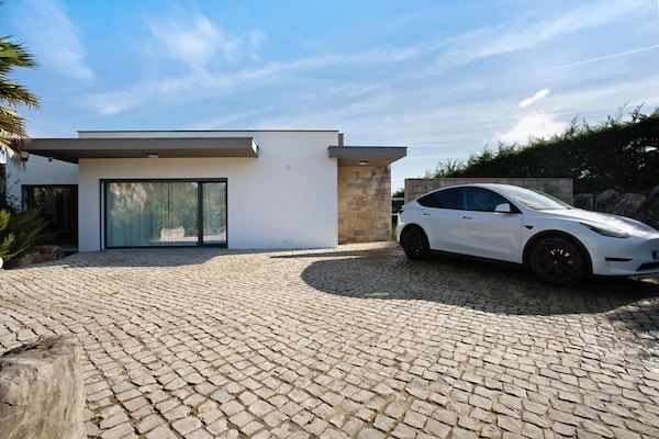 Foto van Villa in Portugal met Privézwembad & Kust - Vakantiehuis in Salir de Matos - ExteriorSummer