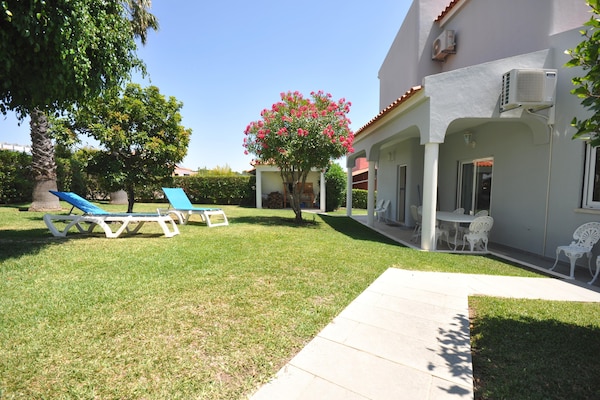 Foto van Villa in Vilamoura met privézwembad - Vakantiehuis in Vilamoura - GardenSummer