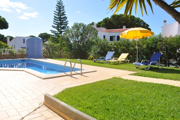 Foto van Villa in Vilamoura met Privézwembad - Vakantiehuis in Vilamoura - ViewSummer