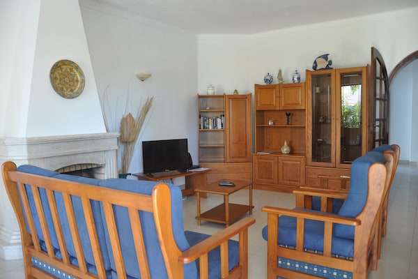 Foto van Villa in Vilamoura met Privézwembad - Vakantiehuis in Vilamoura - LivingRoom