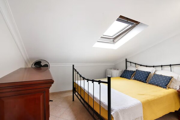 Foto van Prachtig vakantiehuis in Manta Rota met privézwembad - BedRoom