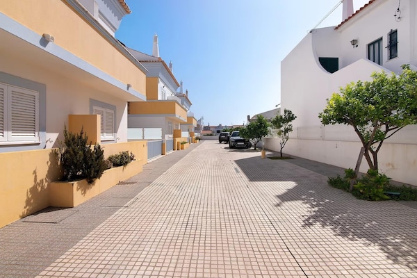 Foto van Prachtig vakantiehuis in Manta Rota met privézwembad - AreaSummer1KM