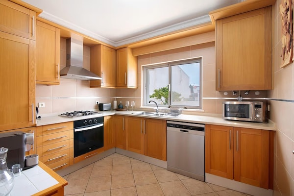 Foto van Prachtig vakantiehuis in Manta Rota met privézwembad - Kitchen
