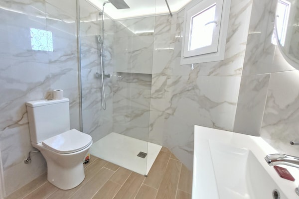 Foto van Villa in Algarve bij Marina & Golfbaan - Vakantiehuis in Quarteira - BathRoom