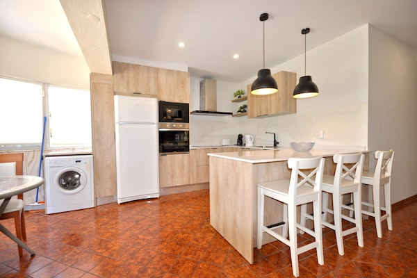 Foto van Villa in Algarve bij Marina & Golfbaan - Vakantiehuis in Quarteira - Kitchen