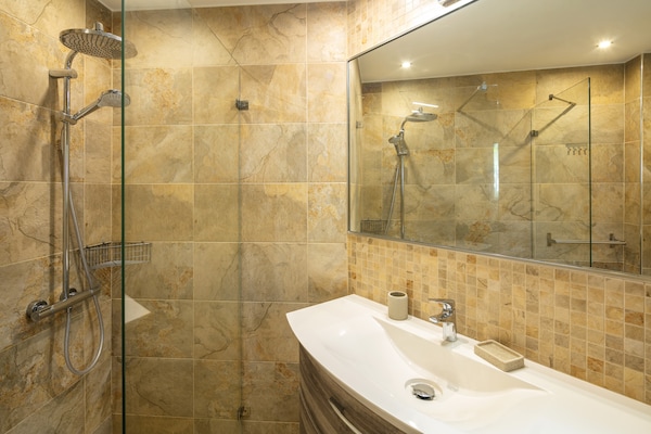 Foto van Villa in kustplaats Carvoeiro, Algarve - Vakantiehuis in Carvoeiro - BathRoom