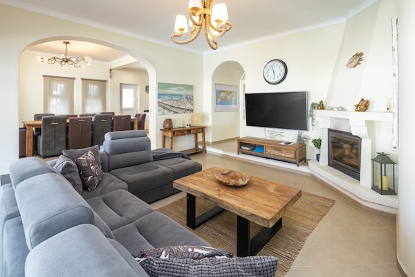 Foto van Villa in kustplaats Carvoeiro, Algarve - Vakantiehuis in Carvoeiro - LivingRoom